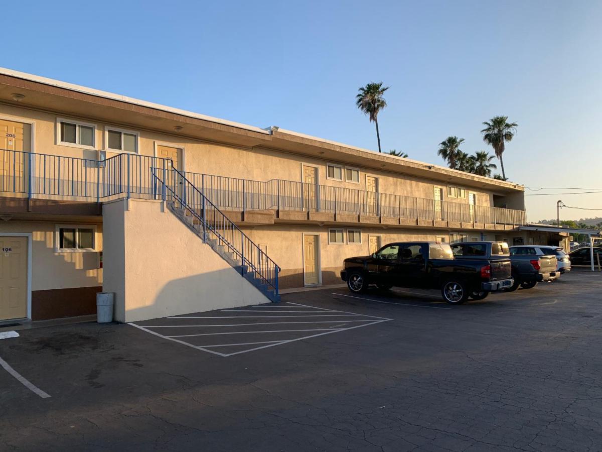 American Inn - Perris Extérieur photo